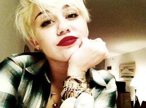 Miley Cyrus Twit Pic Miley Cyrus Twit Pic